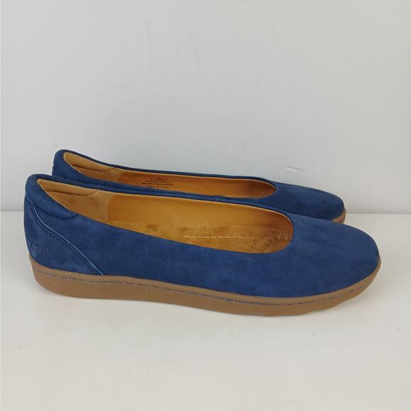 Earth SZ 7 Women's Landen Slip-On Suede Flat In Dark Blue NEW - Picture 3 of 8